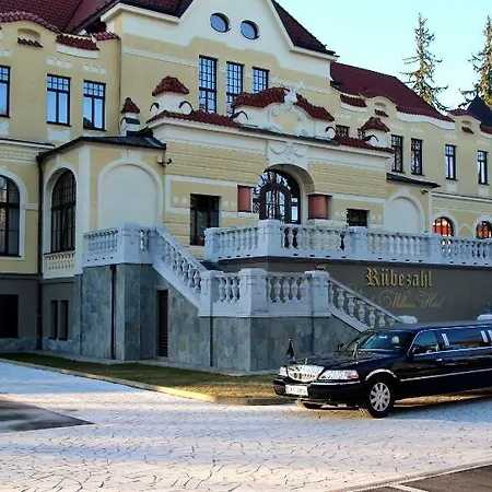 Ruebezahl Luxury Castle Golf