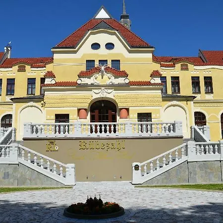 Ruebezahl Luxury Castle Golf Hotell