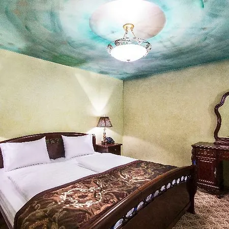 Отель Ruebezahl Luxury Castle Golf